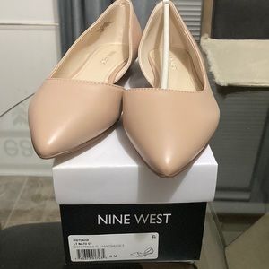 Brand new Nine West flats size 8 fit like an 8.5